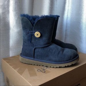 Ugg Bailey Button Boots Size 3 Y